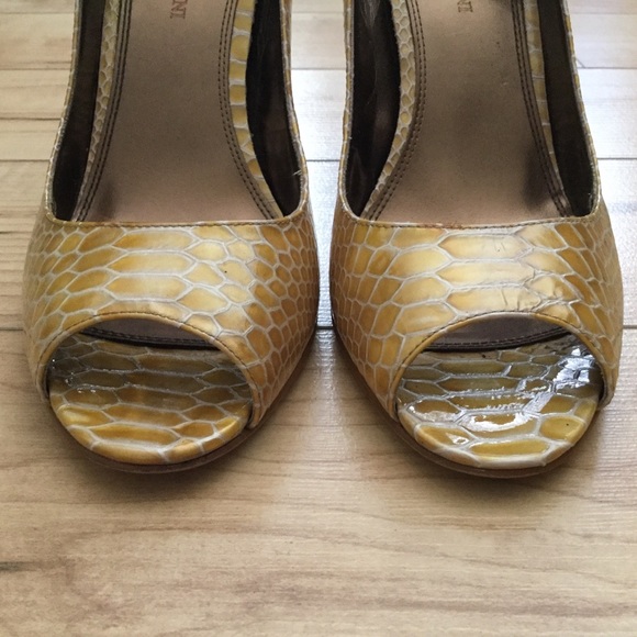 ENZO ANGIOLINI Maylie Leather Snake Print Pumps! - Picture 5 of 8